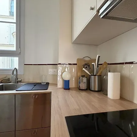 Charming With Balcony In 18 Apartmán